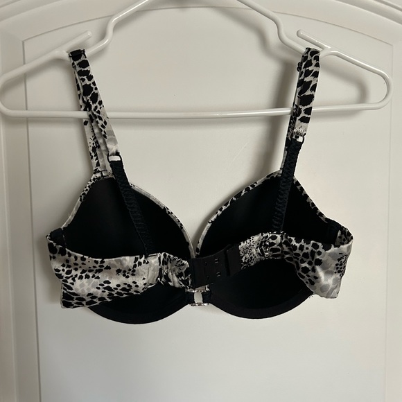 O Lingerie Leopard Print Bra - Picture 2 of 5